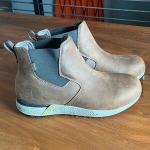 IRISH SETTER Canyons Size 11.5 Soft Toe Waterproof Men Pull-on Boots MSRP $179